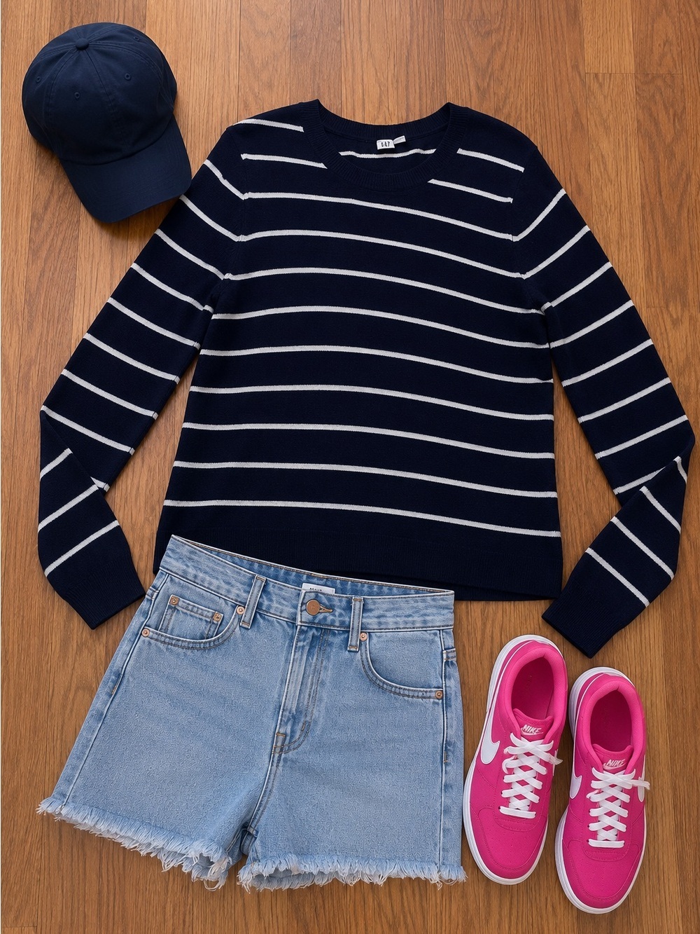 GAP Women’s XL Navy White Striped Knit Sweater Long Sleeve Crew Neck